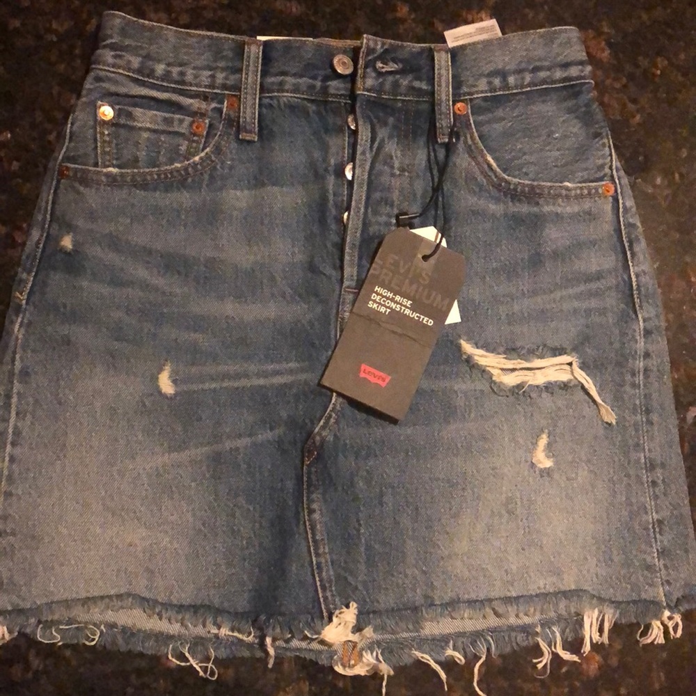 Levi’s skirt
